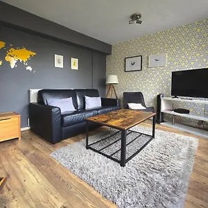 modern-central-family-home-for-6.brighton-hotels-england.com/